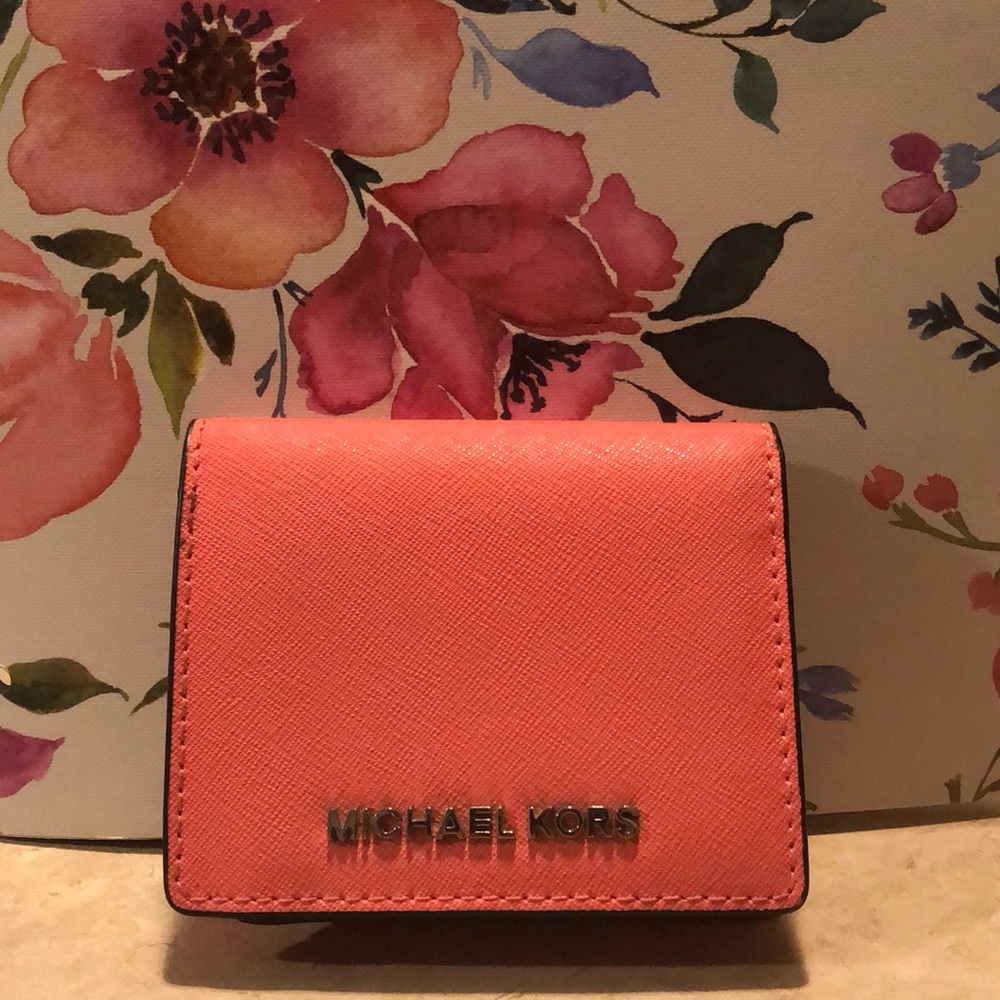 Michael Kors pink wallet
